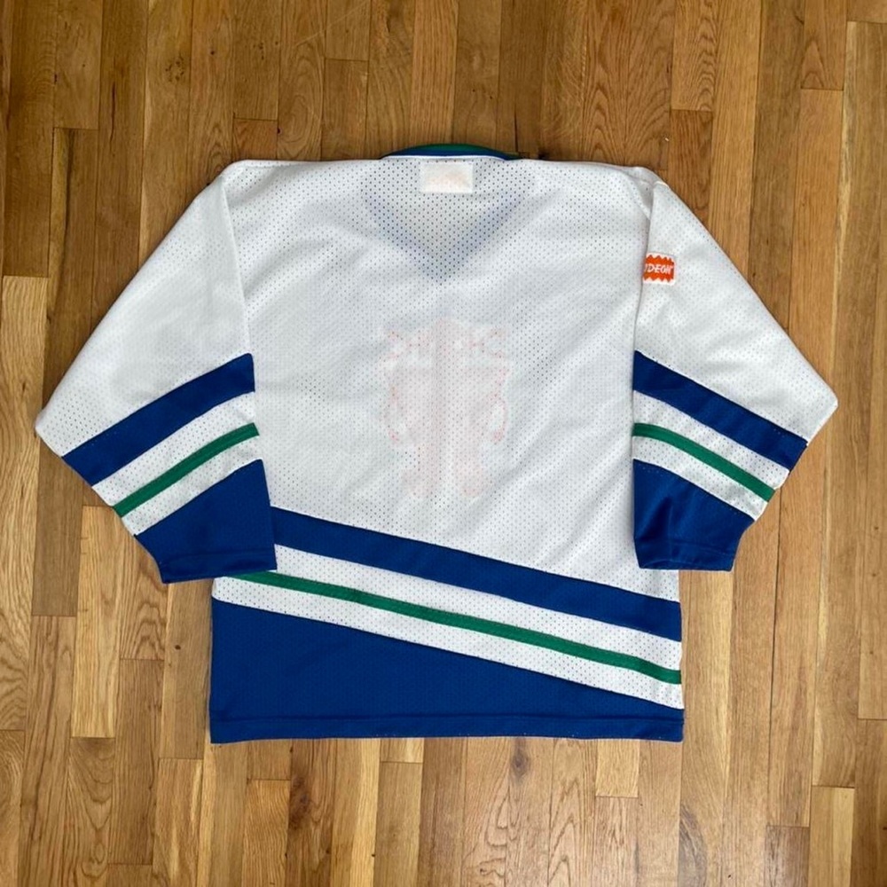 Rare 90’s Nickelodeon Hockey Jersey
Sz Large 
Excellent Condition - Picture 2 of 4